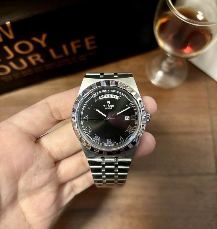 Tudor 41mm 072440